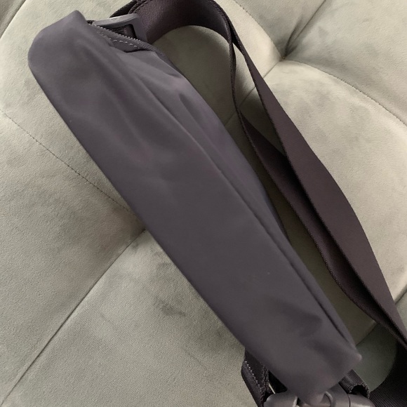 Lululemon Everywhere Belt Bag OG Rare Moonwalk Belt Bag - Picture 10 of 12